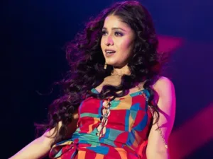 Sunidhi Chauhan piano notes